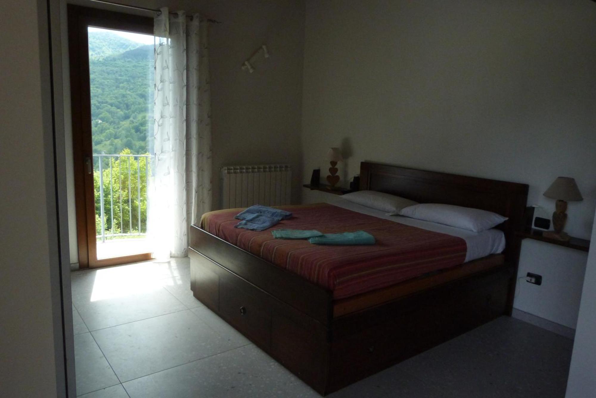 산 페델레 인텔비 Giardino Tra I Laghi B&B 외부 사진